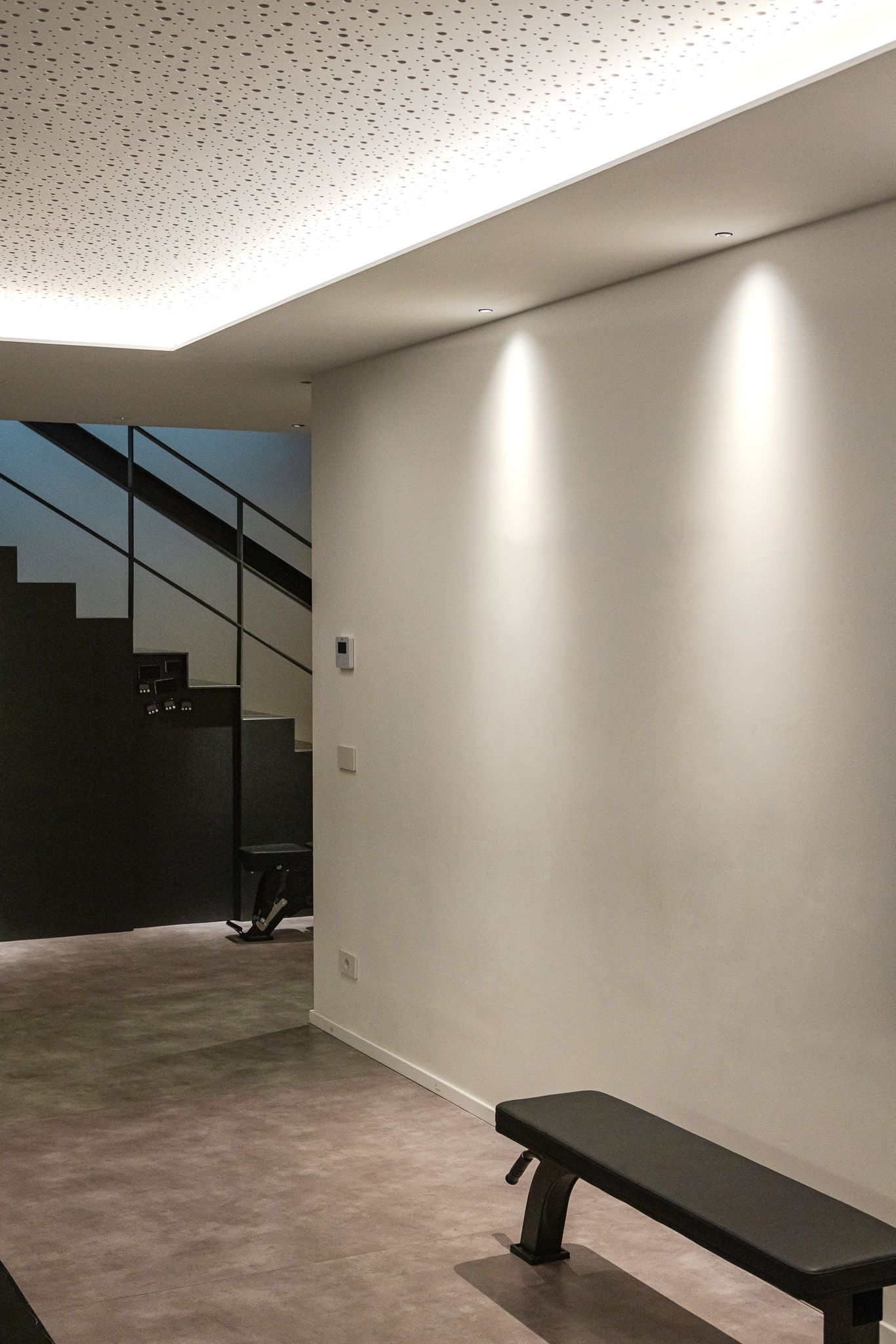 illuminazione controsoffitto pedinaggio illuminotecnica progettazione palestra bolzano alto adige - Bressan Lighting