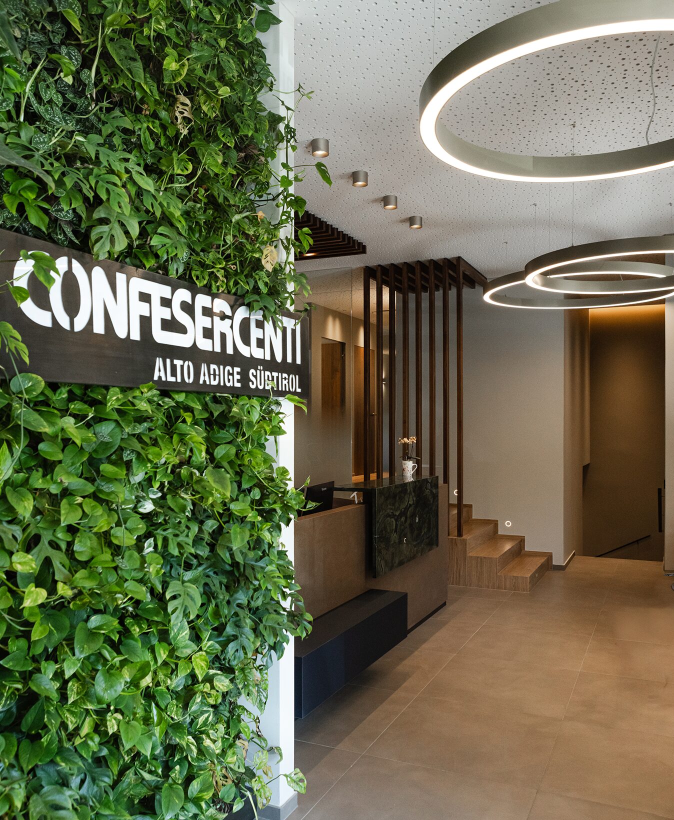 Uffici Confesercenti Alto Adige illuminazione lampade a soffitto- Bressan Lighting Bolzano