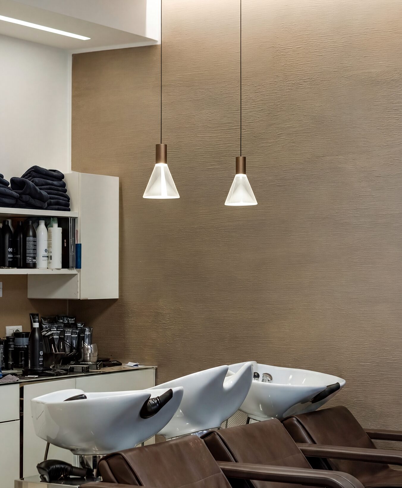 Salone Elena Hair - illuminazione progettazione consulenza parrucchiere lampadario design - Bressan Lighting Bolzano Merano
